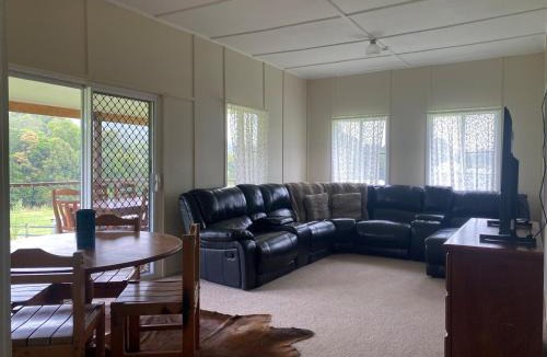 Crediton House | Clover Lodge