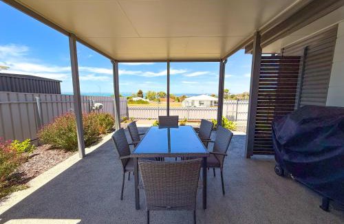 Kingscote House | Coastal Calm Kingscote - Kangaroo Island