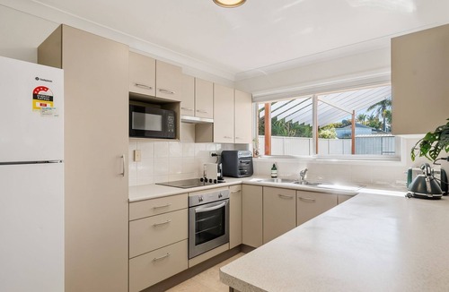 Margate House | Coastal Comfort with a Private Spa Retreat