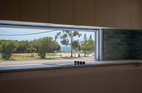 Moore Park Beach House | Coastal Escape