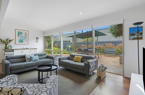 Blairgowrie House | COASTAL HOLIDAYS AT AGNES, RELAXED, STYLISH RETREAT, BLAIRGOWRIE