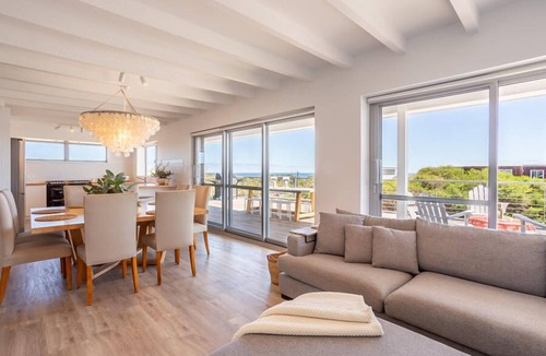 Gracetown House | Coastal home in Gracetown - relaxing!