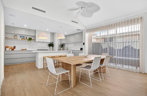 Madora Bay House | Coastal Luxe 4-Bed House in Madora Bay