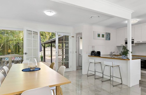 Noosaville Apartment | Coco Bay Resort, Private Rear Courtyard, North facing unit, Close to the shared pool