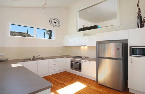 Terrigal House | COLLINE | Pet Friendly , WIFI , Views | Accom Holidays
