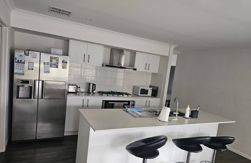 Hilbert House | Come & experience comfort away from home, locates 2mins away from the highway.
