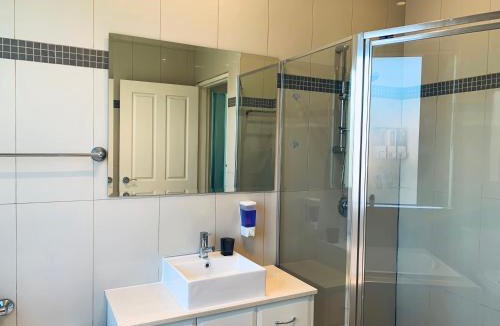Revesby House | Comfy place with all