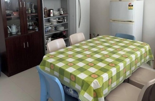 Doubleview House | Comfy room near the beach shared living and bathroom friendly host
