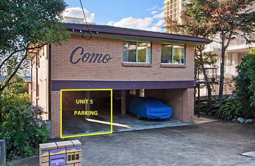 Coolangatta Apartment | Como Unit 5 Good value Two bedroom unit