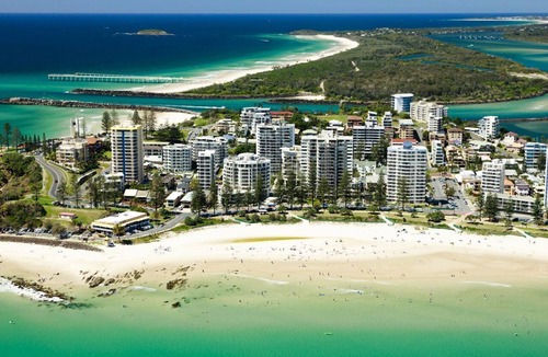 Coolangatta Apartment | Como Unit 5 Good value Two bedroom unit