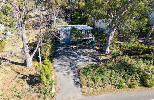 Coningham House | Coningham Beach House