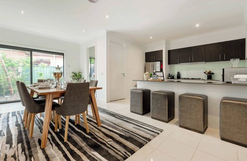 Flemington House | Contemporary townhouse near Flemington Racecourse