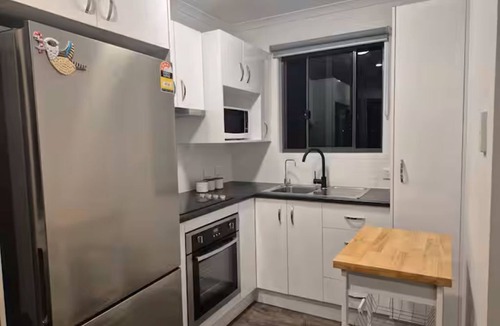 Strathpine Apartment | Convenient Getaway Home in Straithpine
