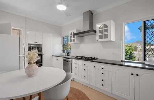 Garbutt House | Convenient Location Cosy Home