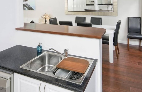 Cooks Hill House | Cooks Hill Chalets - Petite Chalet