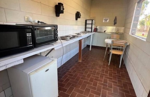 Coolgardie RV Rental | Coolgardie Caravan Park