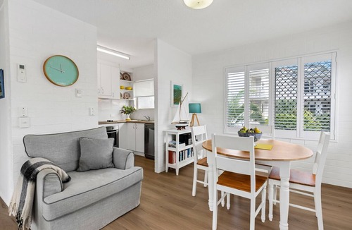 Coolum Beach Apartment | Coolum Beach 2 Bedroom Apartment with Ocean View @ Surf Dance