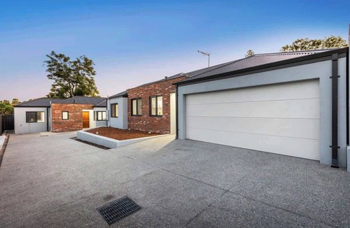 St James House | Corporate Entire House 3|Walk to Curtin University