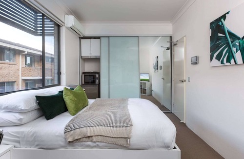 Westmead Apartment | Cosy and Bright Studio Next to Westmead Hospital