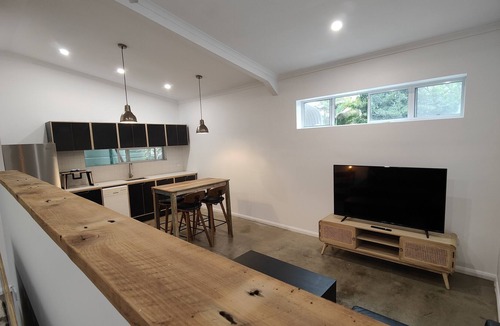 Valla House | Cosy Palms