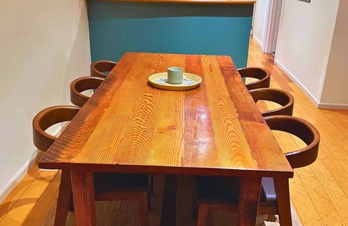 Richmond North House | Cosy quiet haven close to MCG, City, restaurants & public transport 5 mins away.