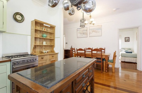Beaconsfield House | Country Living - 3 bedroom cottage