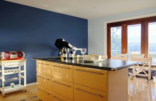 Swan View House | Countryside Escape in Swan Hills w/ Pool, BBQ - Holiday Home