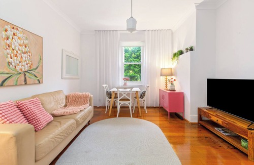Ashfield Apartment | Courtyard Esperanza Sunny Heritage Chic
