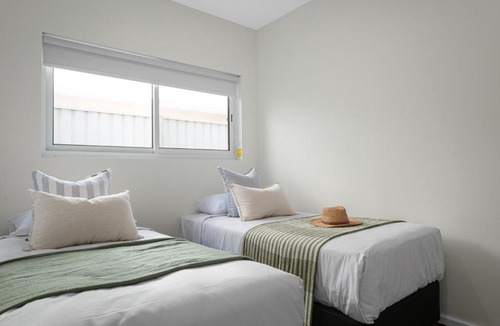 West Beach Apartment | Cove at Esplanade Apartments