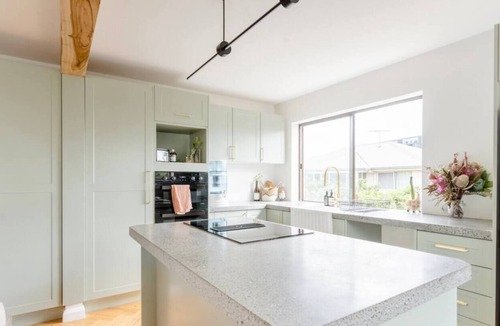 Chermside Apartment | Cozy 2-bed property for 4 guests. Amenities, spacious living, prime location.