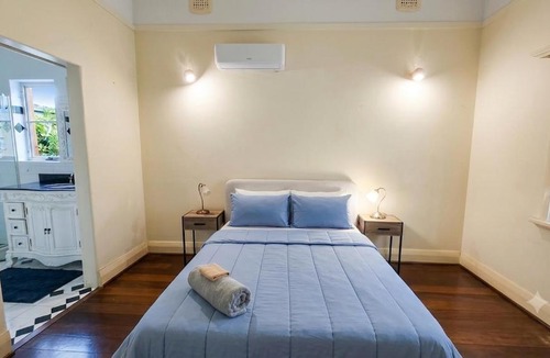 South Perth House | Cozy South Perth Private Rooms Close to CBD and river