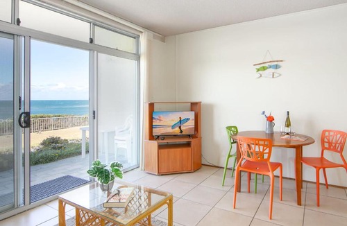 Yamba Apartment | Craigmore On The Beach Unit 4 - ground floor with views