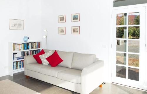 Marysville House | Cranleigh - Beautiful modern home