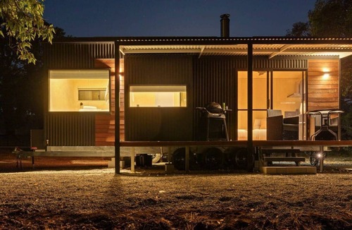 North Dandalup Cabin | Crown Equine Retreat Under the Bridge Romantic City Escape