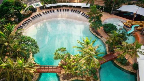 Surfers Paradise Apartment | Crown Tower Stunning 2 Bedroom Apartment