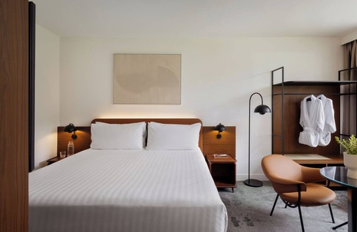 Carlton South Hotel | Crowne Plaza Melbourne Carlton by IHG