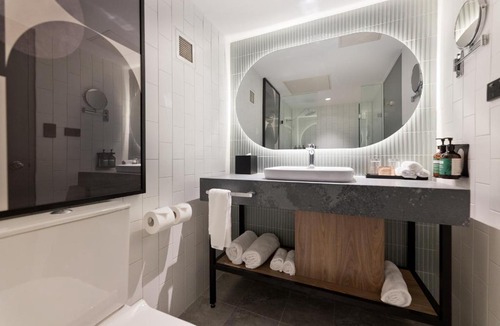 East Perth Hotel | Crowne Plaza Perth by IHG