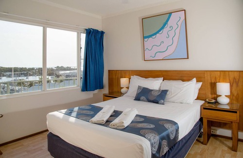 Cullen Bay Hotel | Cullen Bay Resort