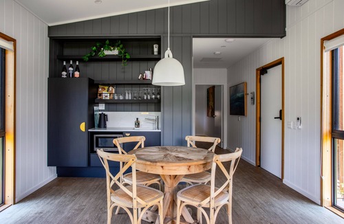Ulladulla Hotel | Cupitt's Estate