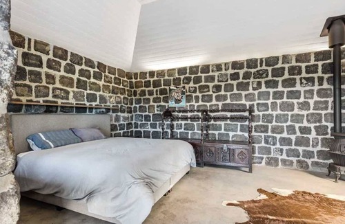 Mogo Cabin | Davali at Mogo