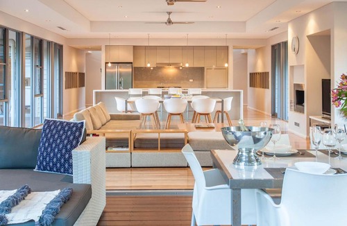 Eagle Bay House | Deck House I Private Properties