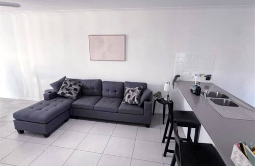 Deebing Heights House | Deebing Heights - Alpha`s Haven