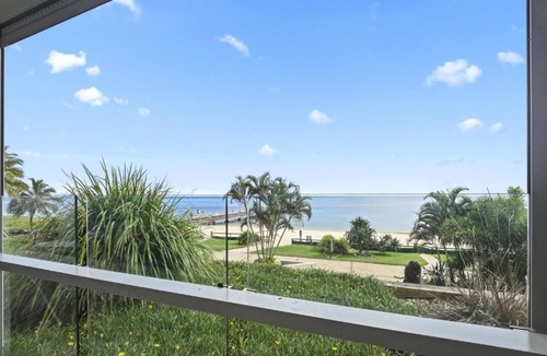 Moreton Island House | Deep Blue Apartment 1 Tangalooma