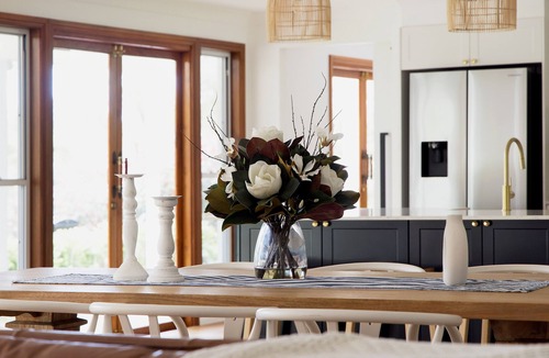 Anna Bay House | Deja Blue Anna Bay
