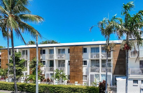 Emu Park Apartment | Deluxe Studio - Unit 12