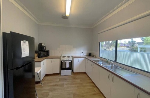 Esperance House | Dempster House Esperance