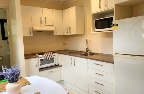 Wavell Heights Apartment | Denman! Small Self-Contained Studio in Wavell Heights