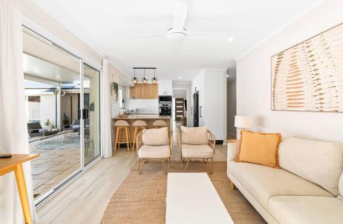 Minyama House | Designer Beach House with Pool, Firepit and Kayaks