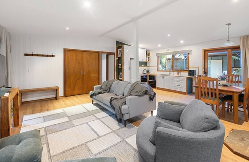 Sawmill Settlement House | Diamond Lodge: 3 BR, 1 BA House in Sawmill Settlement, Sleeps 8