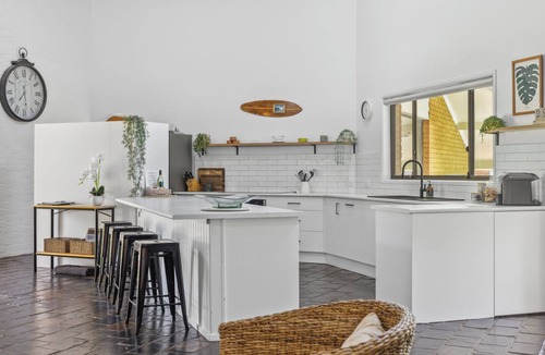 Coffs Harbour House | Diggers Beach Surf House, Pool, Pet Friendly, popular location